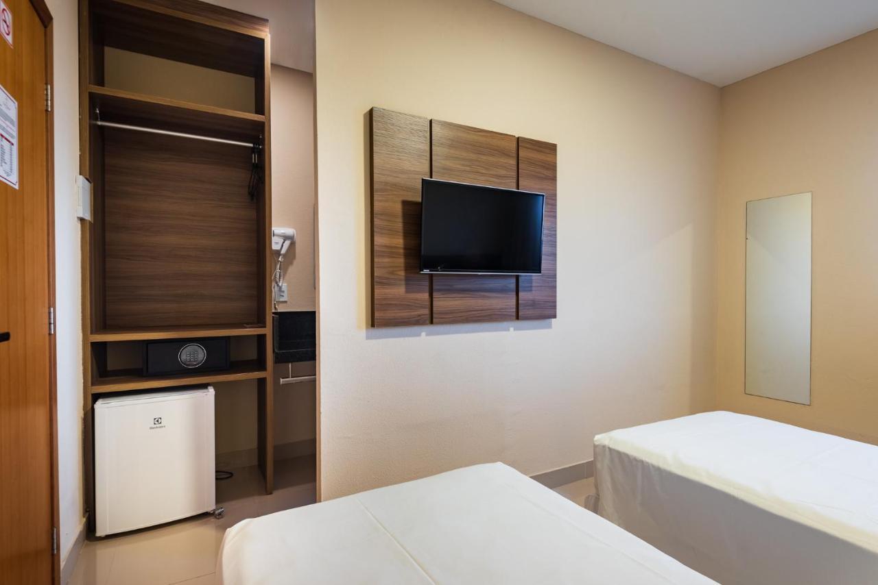 Hotel Santos Dumont Aeroporto Slz São Luís Buitenkant foto